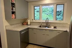 1801 Kingsbury Ave, La Porte, IN 46350 - Photo 14