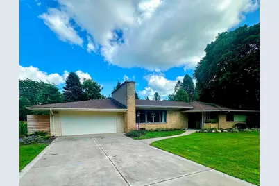 1801 Kingsbury Avenue, La Porte, IN 46350 - Photo 1