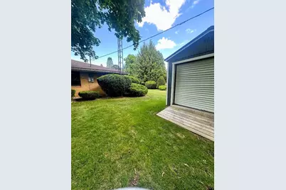 1801 Kingsbury Avenue, La Porte, IN 46350 - Photo 10