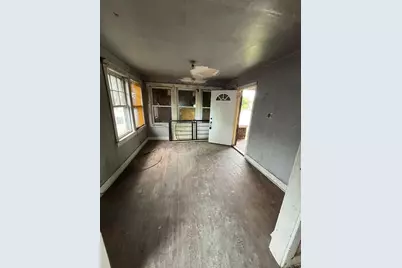 801 Tennessee Street, Gary, IN 46402 - Photo 8