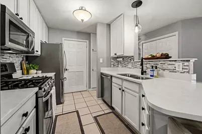 9841 Wildwood Court #2c, Highland, IN 46322 - Photo 12