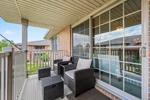 9841 Wildwood Ct, Highland, IN 46322 - Photo 20