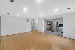 1250 N Glenwood Ave, Griffith, IN 46319 - Photo 6