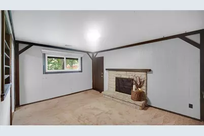 1250 N Glenwood Avenue, Griffith, IN 46319 - Photo 8