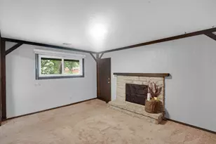 1250 N Glenwood Ave, Griffith, IN 46319 - Photo 8