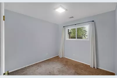 1250 N Glenwood Avenue, Griffith, IN 46319 - Photo 14