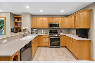 7061 E 107th Court, Crown Point, IN 46307 - Photo 12