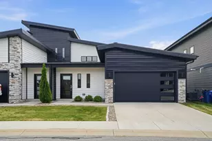 257 Nomo Pl, Crown Point, IN 46307 - Photo 2
