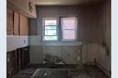544 Van Buren Street, Gary, IN 46402 - Photo 12