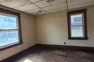 544 Van Buren St, Gary, IN 46402 - Photo 18