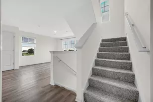 8710 Larkspur Ln, Saint John, IN 46373 - Photo 10