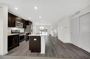 8710 Larkspur Ln, Saint John, IN 46373 - Photo 6