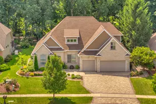 284 Muirfield Dr, Valparaiso, IN 46385 - Photo 1