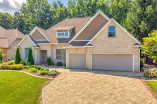 284 Muirfield Dr, Valparaiso, IN 46385 - Photo 4
