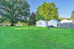 422 Rockwood St, La Porte, IN 46350 - Photo 26