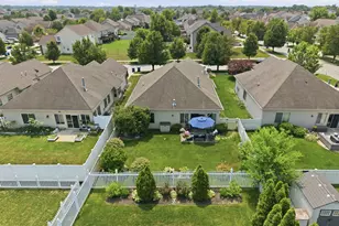 7414 E 103rd Dr, Crown Point, IN 46307 - Photo 8