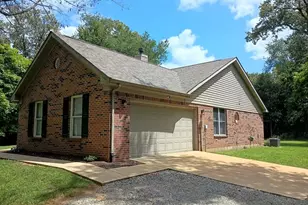 9077 W 1225 N, Demotte, IN 46310 - Photo 2