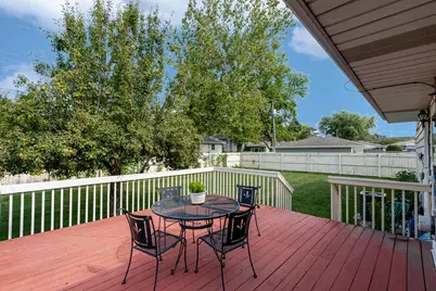 9609 Northcote Avenue, Munster, IN 46321 - Photo 28