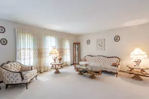 9609 Northcote Ave, Munster, IN 46321 - Photo 4
