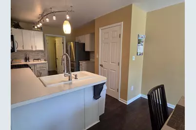 2224 Sandridge Lane, Dyer, IN 46311 - Photo 6