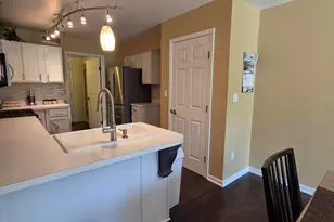 2224 Sandridge Ln, Dyer, IN 46311 - Photo 6