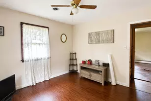 2295 W 41st Ave, Gary, IN 46408 - Photo 8