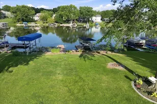 1833 Sandy Beach Dr, Crown Point, IN 46307 - Photo 18