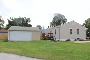 7409 Southeastern Ave, Hammond, IN 46324 - Photo 6