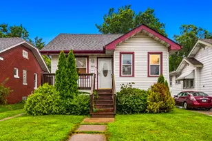 253 E Oakwood St, Hammond, IN 46324 - Photo 2