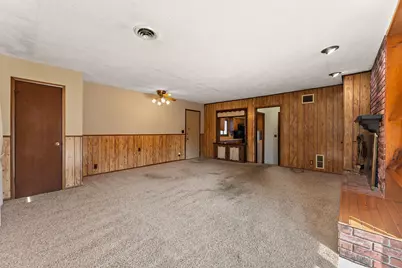206 E 9th Street, La Porte, IN 46350 - Photo 10