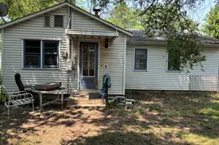 713 N Abigail St, Rensselaer, IN 47978 - Photo 1