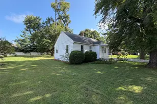 402 W College Ave, Morocco, IN 47963 - Photo 14