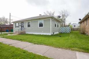 811 E 15th Ave, Gary, IN 46407 - Photo 1
