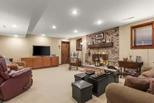 8144 Tapper Ave, Munster, IN 46321 - Photo 20