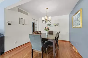 457 Fisher St, Munster, IN 46321 - Photo 10