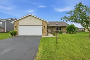 12329 Tippecanoe Pl, Crown Point, IN 46307 - Photo 2