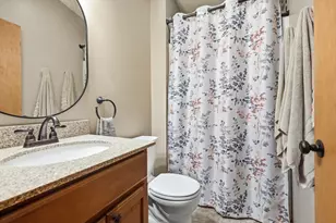 12329 Tippecanoe Pl, Crown Point, IN 46307 - Photo 20