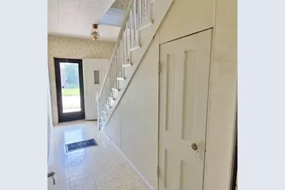 215 Cleveland Avenue, Michigan City, IN 46360 - Photo 10