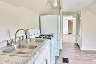 215 Cleveland Ave, Michigan City, IN 46360 - Photo 40
