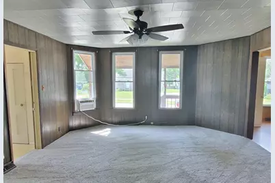215 Cleveland Avenue, Michigan City, IN 46360 - Photo 12