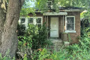 2154 W 10th Pl, Gary, IN 46404 - Photo 8
