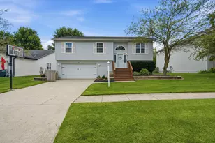 501 Killarney Ln, Valparaiso, IN 46385 - Photo 1