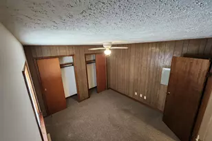 306 W Wilson St, Hebron, IN 46341 - Photo 6
