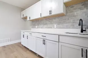 3667 Monroe St, Gary, IN 46408 - Photo 6