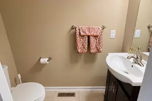 1300 Bobolink Rd, Valparaiso, IN 46383 - Photo 8