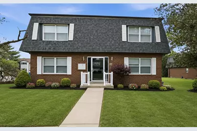 190 Sycamore Court #191, Hebron, IN 46341 - Photo 1