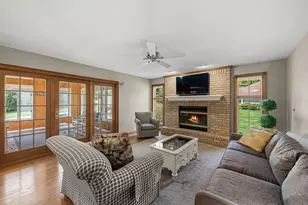 592 Shatz Dr N, Valparaiso, IN 46385 - Photo 4