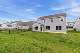 1447 Bigleaf Dr, Sheridan, IN 46069 - Photo 4