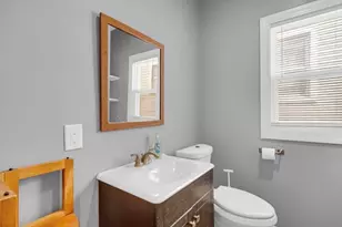 3718 Hemlock St, East Chicago, IN 46312 - Photo 8