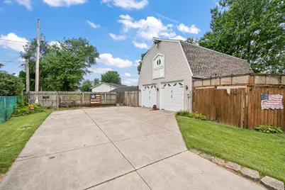741 Hiawatha, Lowell, IN 46356 - Photo 24